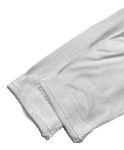 PLAY COMME des GARCONS（プレイコムデギャルソン）PLAY COMME des GARCONS (プレイコムデギャルソン) ハートワッペンロングスリーブカットソー/長袖カットソー ホワイト サイズ:XXLの古着・服飾アイテム