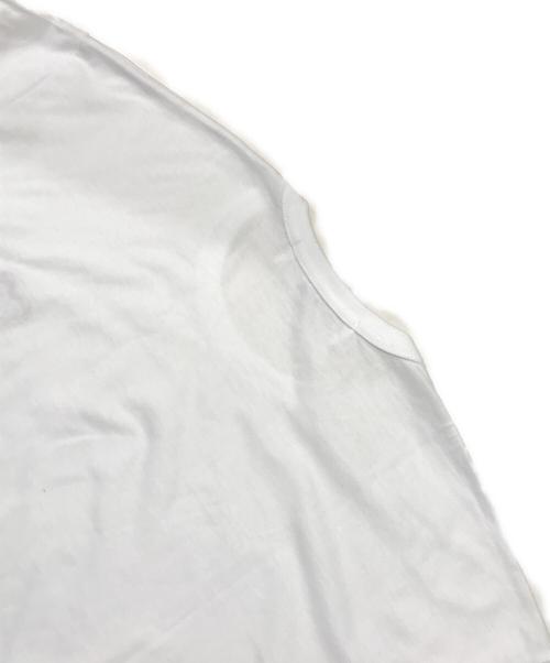 PLAY COMME des GARCONS（プレイコムデギャルソン）PLAY COMME des GARCONS (プレイコムデギャルソン) ハートワッペンロングスリーブカットソー/長袖カットソー ホワイト サイズ:XXLの古着・服飾アイテム