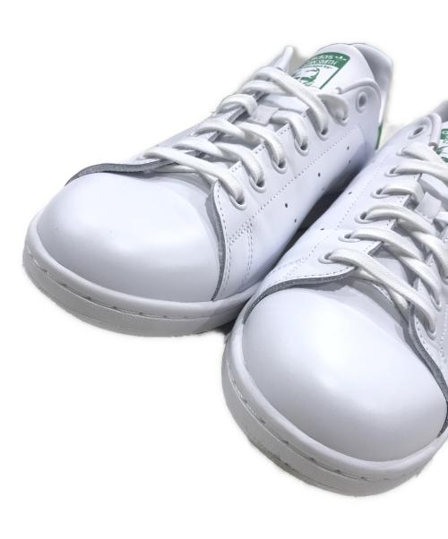 adidas（アディダス）adidas (アディダス) シューズ ホワイト サイズ:US10/UK9 1/2/FR44の古着・服飾アイテム