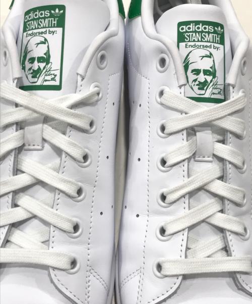 adidas（アディダス）adidas (アディダス) シューズ ホワイト サイズ:US10/UK9 1/2/FR44の古着・服飾アイテム