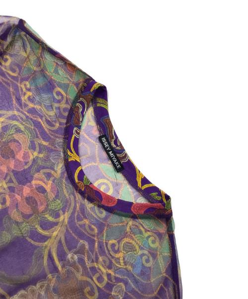 ISSEY MIYAKE（イッセイミヤケ）ISSEY MIYAKE (イッセイミヤケ) 総柄プリントパワーネット パープル サイズ:Lの古着・服飾アイテム
