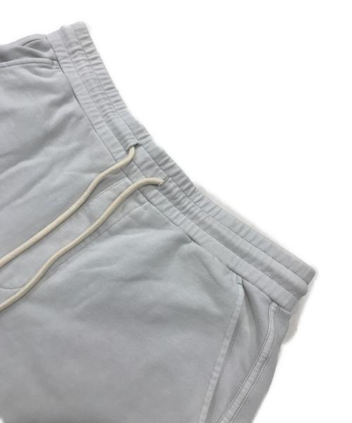 KITH（キス）KITH (キス) ハーフパンツ/ショートパンツ ホワイト サイズ:Lの古着・服飾アイテム