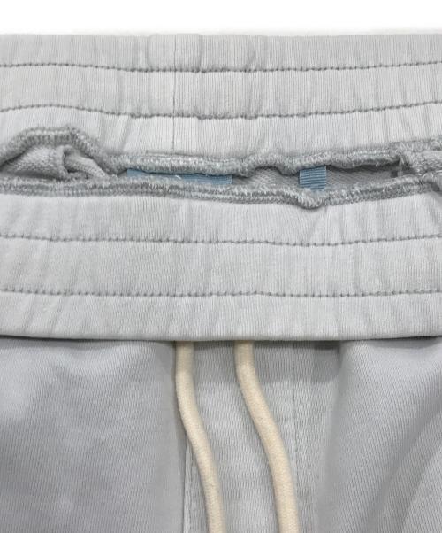 KITH（キス）KITH (キス) ハーフパンツ/ショートパンツ ホワイト サイズ:Lの古着・服飾アイテム