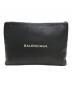 BALENCIAGA（バレンシアガ）の古着「ロゴプリントレザークラッチバッグ」｜ブラック