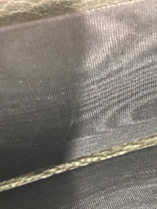 GUCCI（グッチ）GUCCI (グッチ) ラウンドファスナー長財布 ベージュの古着・服飾アイテム