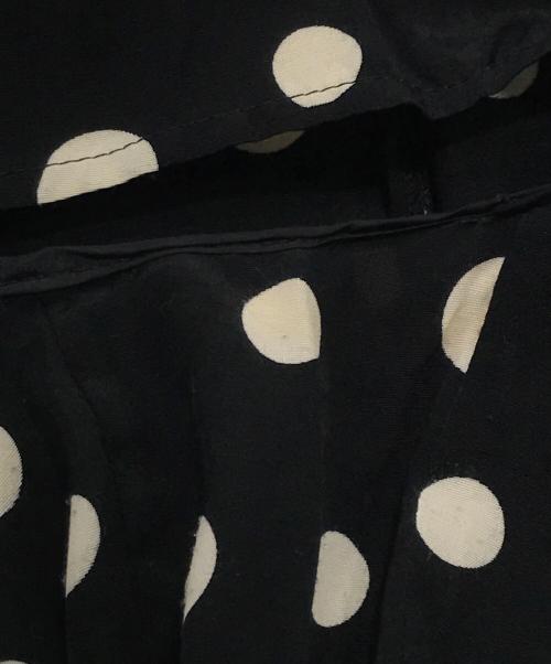 yohji yamamoto+noir（ヨウジヤマモトプリュスノアール）yohji yamamoto+noir (ヨウジヤマモトプリュスノアール) 変形ドットノースリーブブラウス ブラック サイズ:2の古着・服飾アイテム
