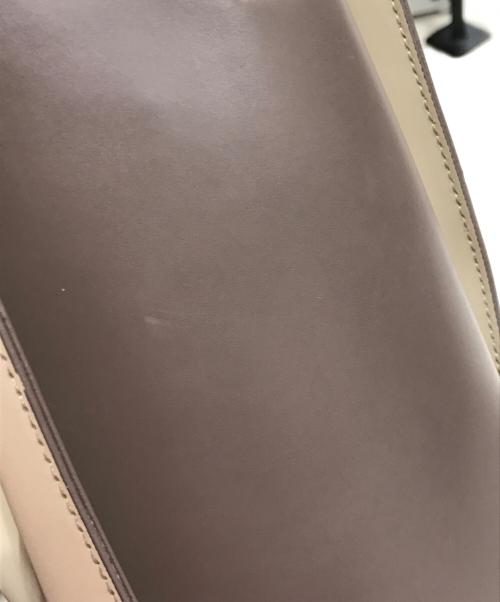 IACUCCI（イアクッチ）IACUCCI (イアクッチ) 2WAYバッグ/ハンドバッグ/ショルダーバッグ ベージュの古着・服飾アイテム