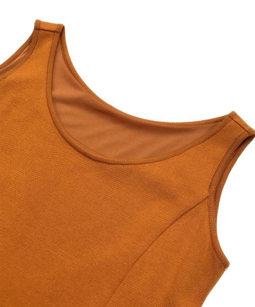 FOXEY（フォクシー）FOXEY (フォクシー) ノースリーブニットワンピース オレンジ サイズ:38の古着・服飾アイテム