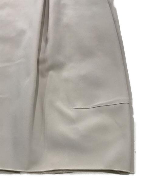 FOXEY NEWYORK（フォクシーニューヨーク）FOXEY NEWYORK (フォクシーニューヨーク) ミニスカート ベージュ サイズ:40の古着・服飾アイテム