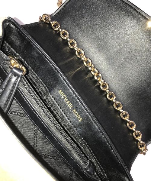 MICHAEL KORS（マイケルコース）MICHAEL KORS (マイケルコース) SoHo スモール スタッズド レザー＆キャンバス ショルダーバッグ ブラック×ベージュの古着・服飾アイテム