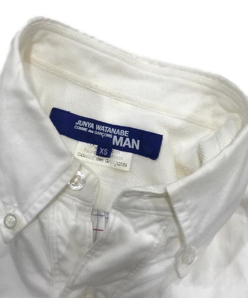 JUNYA WATANABE CdG MAN（ジュンヤ ワタナベ コム デ ギャルソン マン）JUNYA WATANABE CdG MAN (ジュンヤ ワタナベ コム デ ギャルソン マン) 切替半袖シャツ/白シャツ/チェックシャツ ホワイト サイズ:ＸＳの古着・服飾アイテム