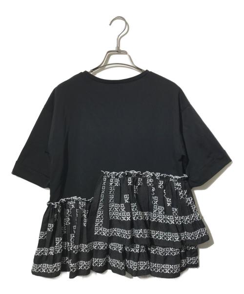 UNITED ARROWS TOKYO（ユナイテッドアローズトウキョウ）UNITED ARROWS TOKYO (ユナイテッドアローズトウキョウ) エンブロイダリープリーツ コンビ Tシャツ ブラック サイズ:表記なしの古着・服飾アイテム