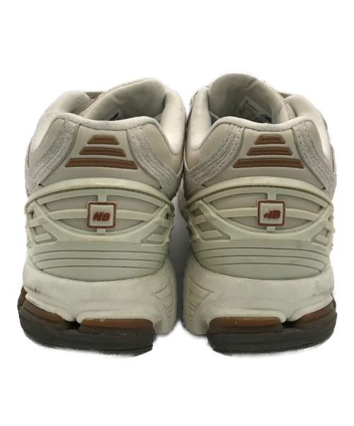 NEW BALANCE（ニューバランス）NEW BALANCE (ニューバランス) ローカットスニーカー ベージュ サイズ:28cmの古着・服飾アイテム