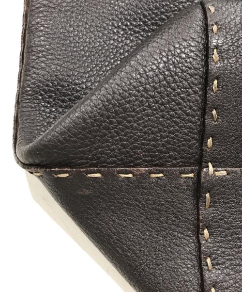 FENDI（フェンディ）FENDI (フェンディ) トートバッグ ブラウンの古着・服飾アイテム