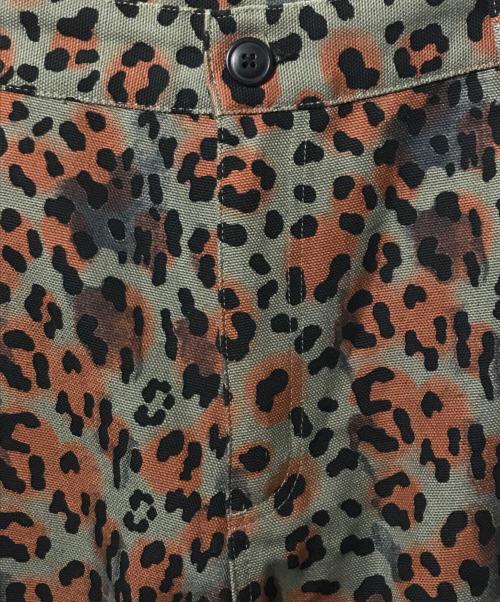 Sneakersnstuff（スニーカーズンスタッフ）Sneakersnstuff (スニーカーズンスタッフ) レオパードワイドパンツ グリーン サイズ:SMALLの古着・服飾アイテム
