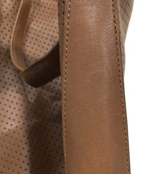 COACH（コーチ）COACH (コーチ) レザーパンチングワンショルダーバッグ ブラウンの古着・服飾アイテム