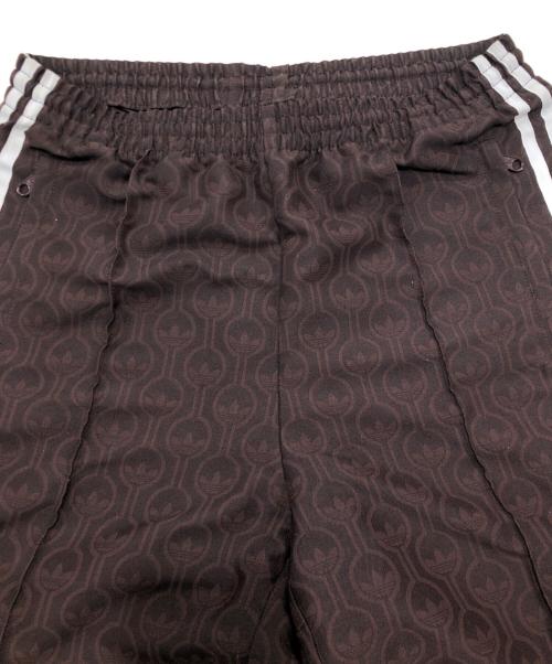 adidas（アディダス）adidas (アディダス) 70s オーバーサイズ トラックパンツ ブラウン サイズ:XLの古着・服飾アイテム