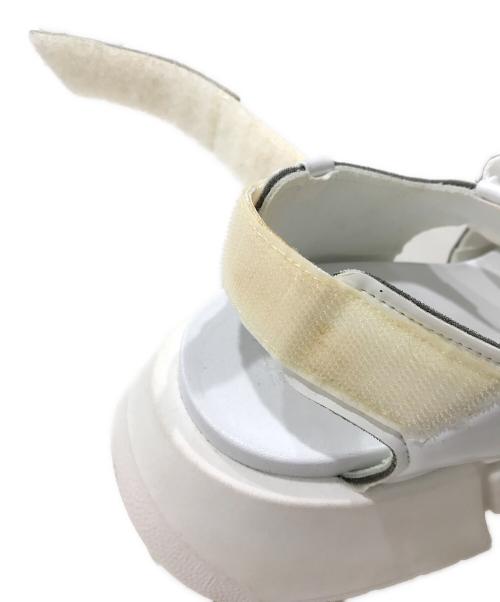 MM6 Maison Margiela（エムエムシックスメゾンマルジェラ）MM6 Maison Margiela (エムエムシックスメゾンマルジェラ) プラットフォームサンダル ホワイト サイズ:37の古着・服飾アイテム