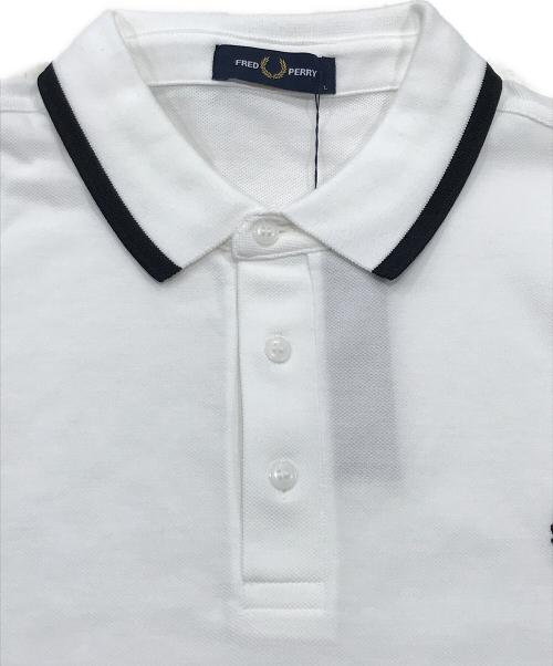 FRED PERRY（フレッドペリー）FRED PERRY (フレッドペリー) ポロシャツ ホワイト サイズ:Lの古着・服飾アイテム