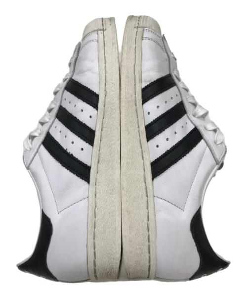 adidas（アディダス）adidas (アディダス) SUPERSTAR 82 ホワイト×ブラック サイズ:US10/UK9 1/2/FR44の古着・服飾アイテム