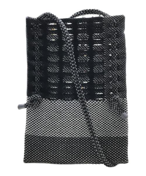 GOOD GOODS ISSEY MIYAKE（グッドグッズ イッセイミヤケ）GOOD GOODS ISSEY MIYAKE (グッドグッズ イッセイミヤケ) ショルダーポーチ グレーの古着・服飾アイテム