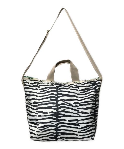 LeSportsac（レスポートサック）LeSportsac (レスポートサック) MUVEIL TRAVEL (ミュベール) ゼブラ2WAYショルダーバッグ ホワイト×ブラックの古着・服飾アイテム