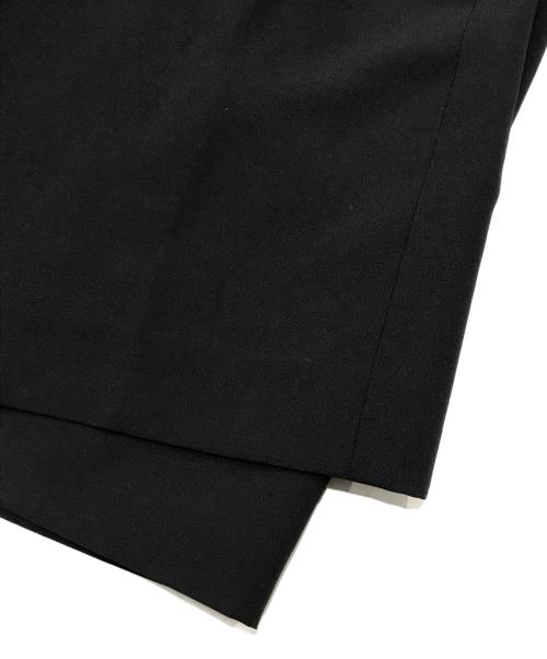 loin.（ロワン）loin. (ロワン) ミドルタックパンツ/ハーフパンツ ブラック サイズ:36の古着・服飾アイテム