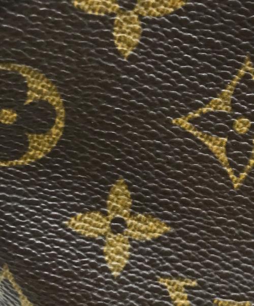 LOUIS VUITTON（ルイ ヴィトン）LOUIS VUITTON (ルイ ヴィトン) ショルダーポーチ ブラウンの古着・服飾アイテム