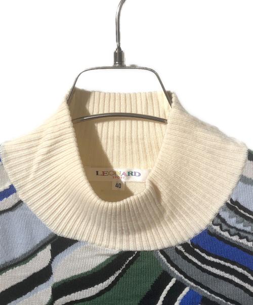 LEONARD SPORT（レオナール スポーツ）LEONARD SPORT (レオナール スポーツ) ラインストーンハイネックニットワンピース ベージュ サイズ:SIZE 40の古着・服飾アイテム