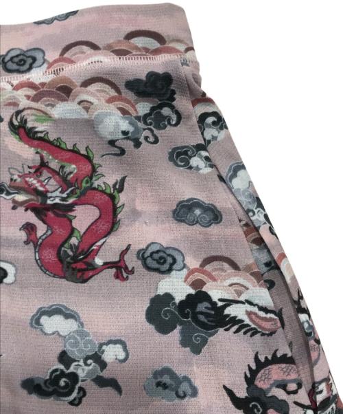 VIVIENNE TAM（ヴィヴィアンタム）VIVIENNE TAM (ヴィヴィアンタム) DRAGON BRUSH PRINT ON ST NET スカート グレー サイズ:40の古着・服飾アイテム