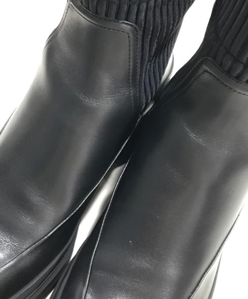 HERMES（エルメス）HERMES (エルメス) ヴァンダル リブ編みアンクルショートブーツ ブラック×ネイビー サイズ:38の古着・服飾アイテム