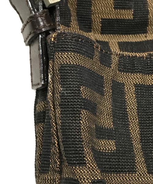 FENDI（フェンディ）FENDI (フェンディ) マンマバケットショルダーバッグ ブラウンの古着・服飾アイテム