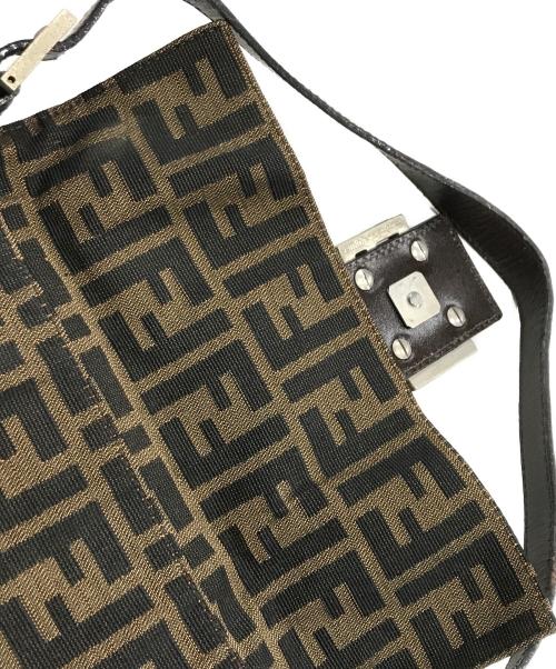 FENDI（フェンディ）FENDI (フェンディ) マンマバケットショルダーバッグ ブラウンの古着・服飾アイテム
