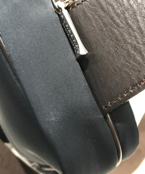 BURBERRY BLACK LABEL（バーバリーブラックレーベル）BURBERRY BLACK LABEL (バーバリーブラックレーベル) ウエストバッグ ネイビー×ブラウンの古着・服飾アイテム
