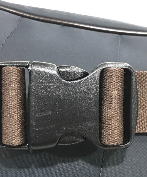 BURBERRY BLACK LABEL（バーバリーブラックレーベル）BURBERRY BLACK LABEL (バーバリーブラックレーベル) ウエストバッグ ネイビー×ブラウンの古着・服飾アイテム