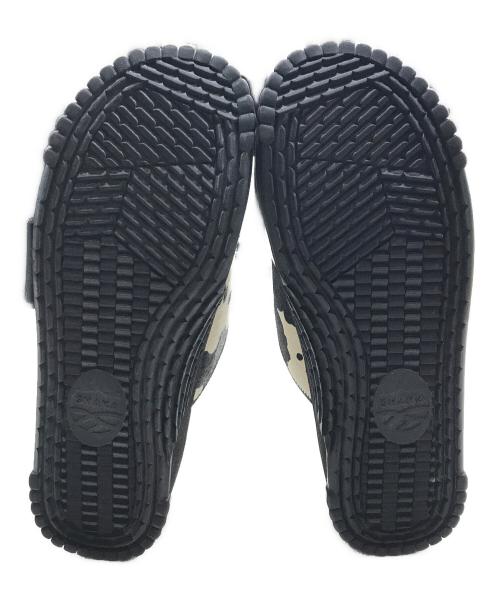 shaka（シャカ）shaka (シャカ) X-PACKER PLATFORM COWHAIR ブラック×ホワイト サイズ:US7/UK6/EU40の古着・服飾アイテム