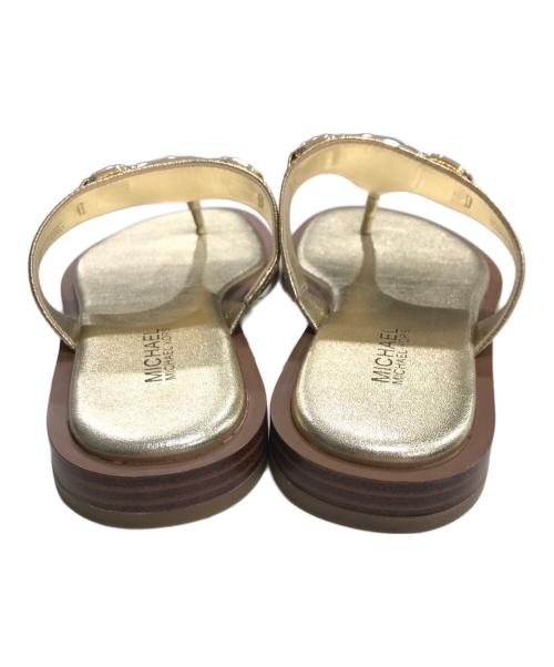 MICHAEL KORS（マイケルコース）MICHAEL KORS (マイケルコース) ストラップサンダル ゴールド サイズ:5.5Mの古着・服飾アイテム