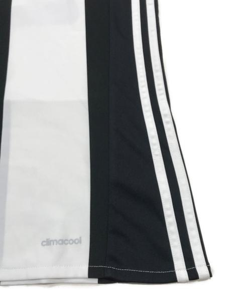 adidas（アディダス）adidas (アディダス) レプリカゲームシャツ/サッカーユニフォーム ホワイト×ブラック サイズ:Mの古着・服飾アイテム
