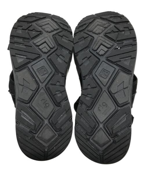 WHITE MOUNTAINEERING（ホワイトマウンテ二アニング）WHITE MOUNTAINEERING (ホワイトマウンテ二アニング) ring footwear コラボリカバリーサンダル ブラック サイズ:US10/UK9/EU44の古着・服飾アイテム