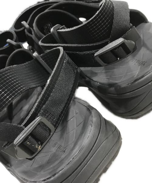 WHITE MOUNTAINEERING（ホワイトマウンテ二アニング）WHITE MOUNTAINEERING (ホワイトマウンテ二アニング) ring footwear コラボリカバリーサンダル ブラック サイズ:US10/UK9/EU44の古着・服飾アイテム