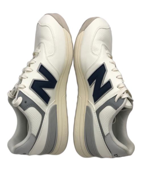 NEW BALANCE（ニューバランス）NEW BALANCE (ニューバランス) スパイクレスシューズ (UNISEX) ホワイト サイズ:27.0の古着・服飾アイテム