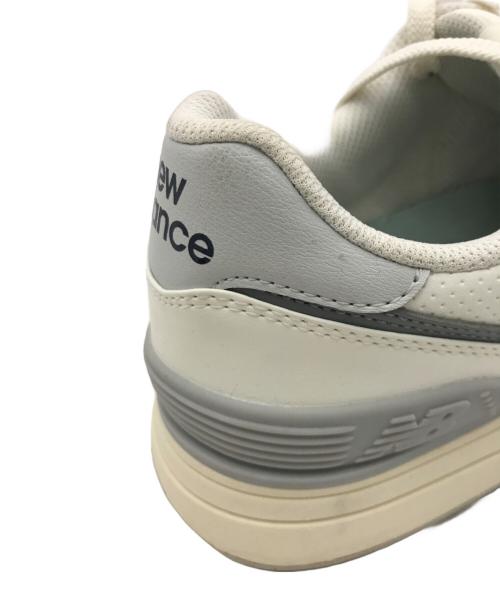 NEW BALANCE（ニューバランス）NEW BALANCE (ニューバランス) スパイクレスシューズ (UNISEX) ホワイト サイズ:27.0の古着・服飾アイテム
