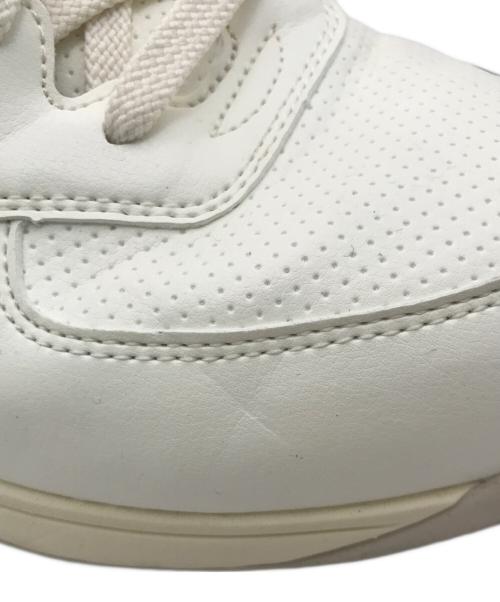 NEW BALANCE（ニューバランス）NEW BALANCE (ニューバランス) スパイクレスシューズ (UNISEX) ホワイト サイズ:27.0の古着・服飾アイテム