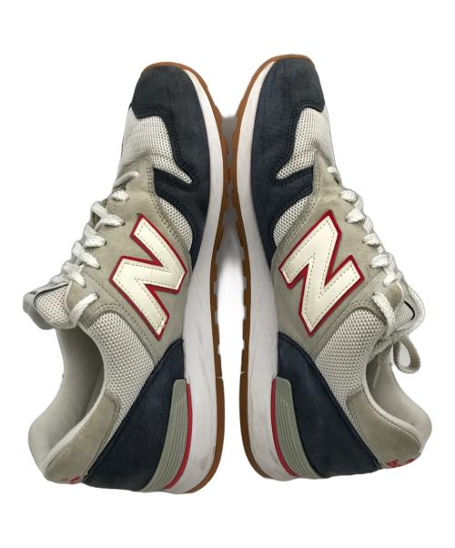 NEW BALANCE（ニューバランス）NEW BALANCE (ニューバランス) ローカットスニーカー ホワイト×ネイビー サイズ:9 1/2の古着・服飾アイテム