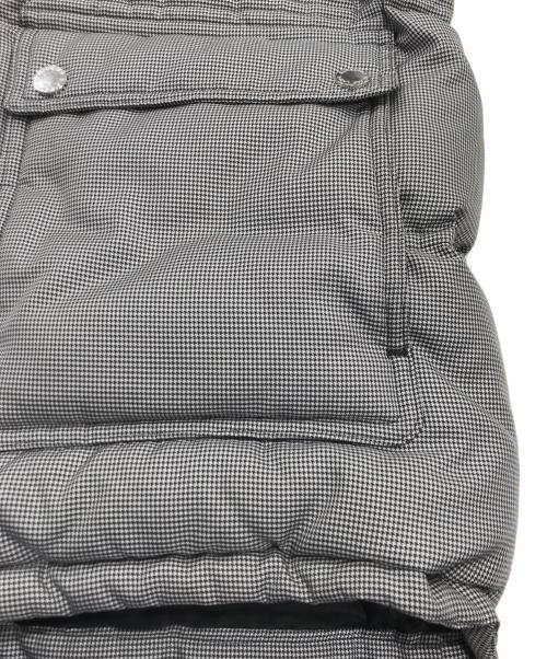 BURBERRY BLACK LABEL（バーバリーブラックレーベル）BURBERRY BLACK LABEL (バーバリーブラックレーベル) ダウンジャケット グレー サイズ:LLの古着・服飾アイテム