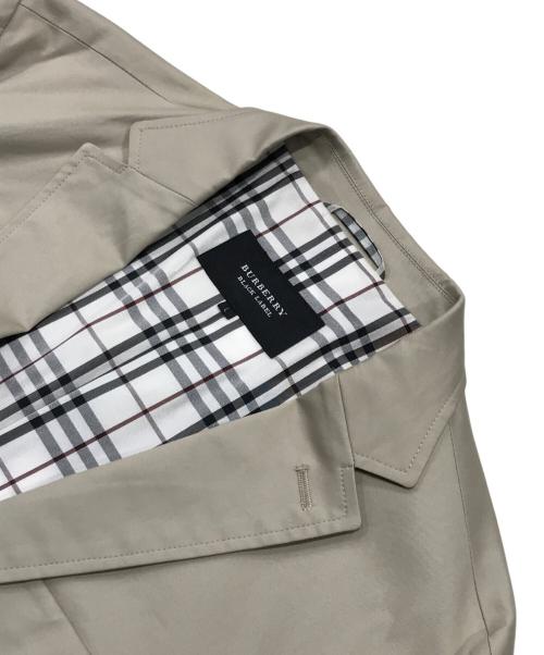 BURBERRY BLACK LABEL（バーバリーブラックレーベル）BURBERRY BLACK LABEL (バーバリーブラックレーベル) テーラードジャケット/ビジネスジャケット ベージュ サイズ:Lの古着・服飾アイテム