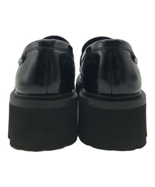 CHARLES & KEITH（チャールズアンドキース）CHARLES & KEITH (チャールズアンドキース) カバードリッジソール ローファー ブラック サイズ:38の古着・服飾アイテム