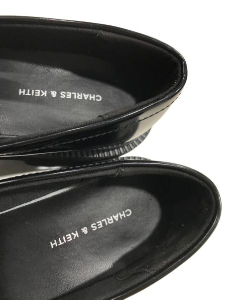 CHARLES & KEITH（チャールズアンドキース）CHARLES & KEITH (チャールズアンドキース) カバードリッジソール ローファー ブラック サイズ:38の古着・服飾アイテム