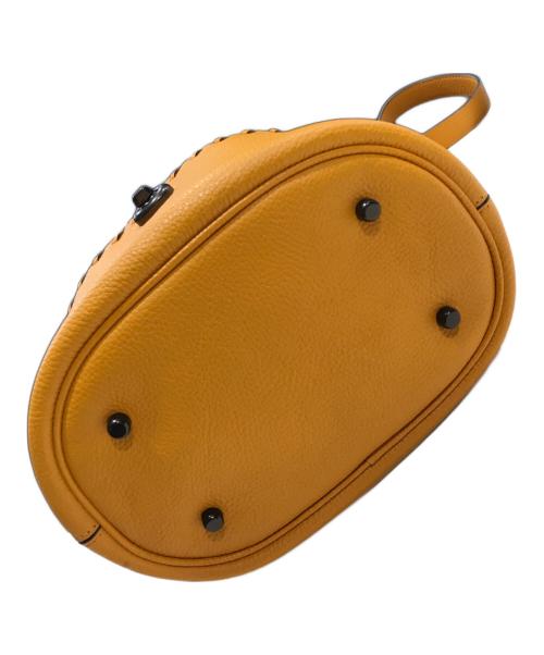 COACH（コーチ）COACH (コーチ) Lora Bucket Bag With Whipstitch Detail/2wayバッグ オレンジの古着・服飾アイテム