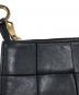 中古・古着 BOTTEGA VENETA (ボッテガベネタ) マキシイントレチャートキーリング付きキーポーチ ブラック：25000円